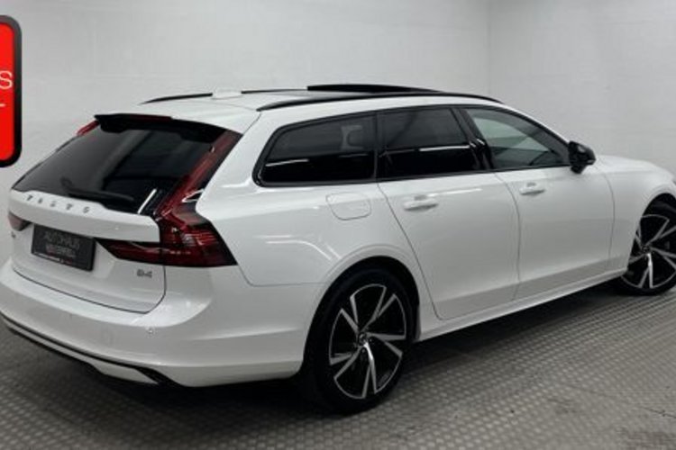 Volvo V90 V90 B4 D Plus Bright PANO+AHK+MEMORY+VOLL-LED+