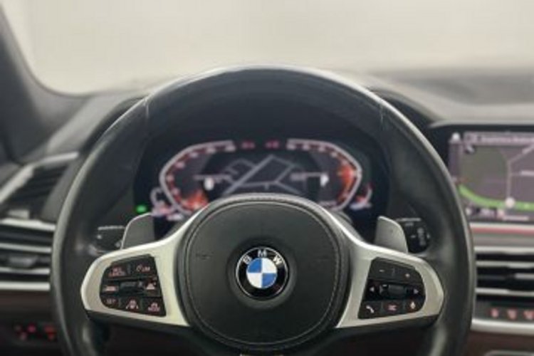 BMW X7 X7 xDrive 40 d M SPORT PANO-SKY+TV-FOND+LASER