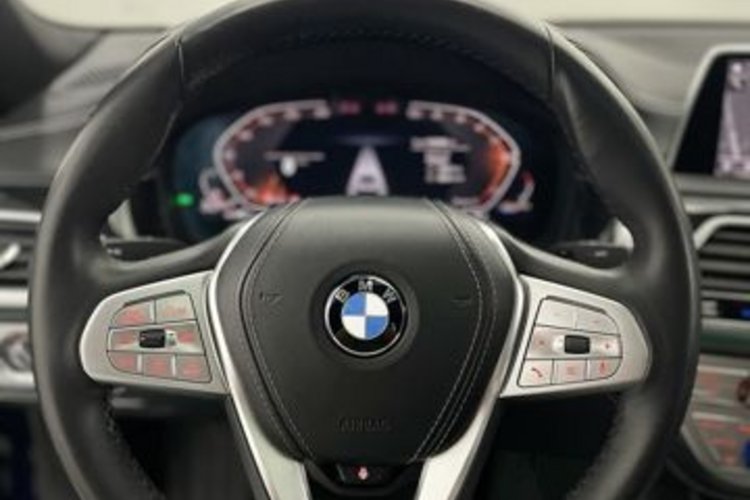 BMW 730 730 Ld xD LANG INDIVIDUAL+PANO-SKY+EXECUTIVE+