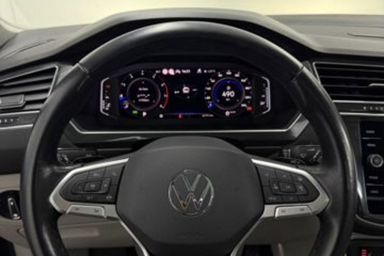 Volkswagen Tiguan Allspace Tiguan Allspace 2.0 TSI Elegance 4M 7SITZ+PANO+