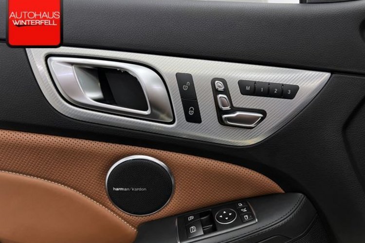 Mercedes-Benz SLC 300 SLC 300 AMG PANO+MEMO+H/K+CARPLAY+AIR-SCARF+