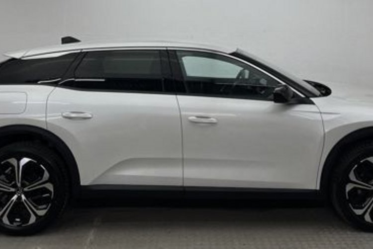 Citroën C5 X C5 X PureTech 130 EAT8 PLUS SITZHEIZUNG+KAMERA+
