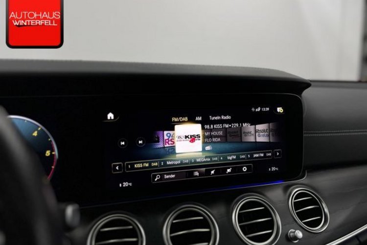 Mercedes-Benz E 400 E 400 d T 4M AMG NIGHT PANO+AIR-BODY+AHK+STANDH+