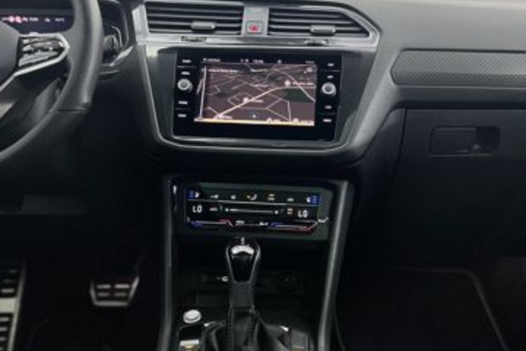 Volkswagen Tiguan Allspace Tiguan Allspace 2.0 TSI 4M R-LINE 7SITZ+PANO+AHK