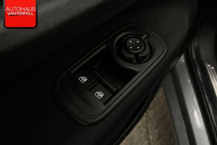 Fiat 500e 500e 42KWH STYLE+KOMFORT+KAMERA+SITZHEIZUNG+