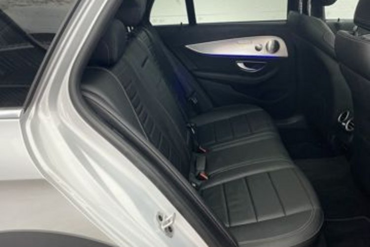 Mercedes-Benz E 220 E 220 d 4M T AVANTGARDE ALL-TERRAIN PANO+LUFT+