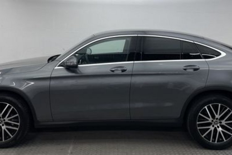 Mercedes-Benz GLC 300 GLC 300 d 4M COUPE AHK+HUD+360+DISTRONIC+LED+
