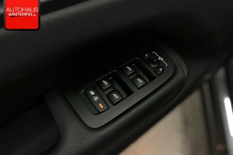 Volvo XC60 XC60 B5 D R-DESIGN AWD PANO+B&amp;W+360+HUD+STANDHZG