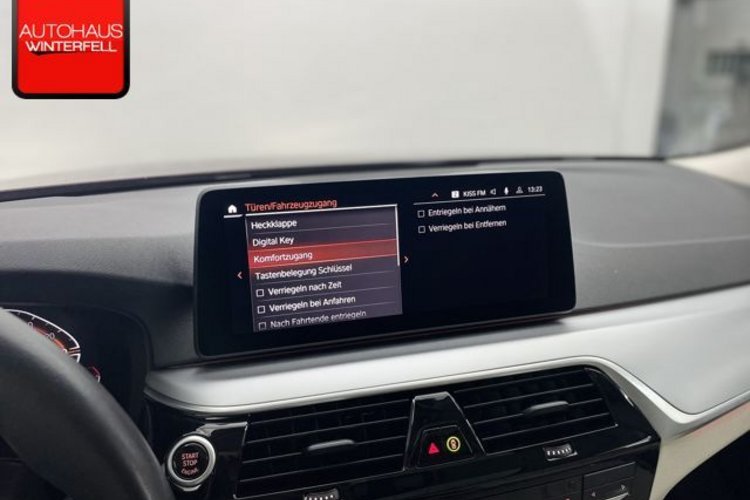 BMW 530 530 d xDrive Touring INDIVIDUAL+PANO+AHK+MEMO+
