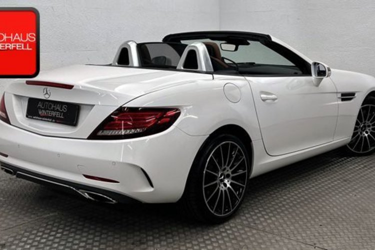 Mercedes-Benz SLC 300 SLC 300 AMG PANO+MEMO+H/K+CARPLAY+AIR-SCARF+
