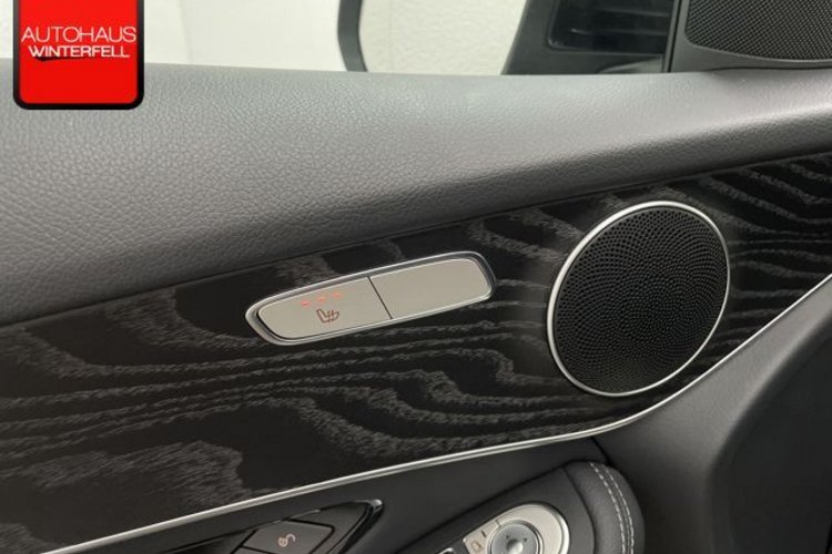 Mercedes-Benz GLC 300 GLC 300 e 4M AMG LINE KAMERA+19Z+CARPLAY+LED+