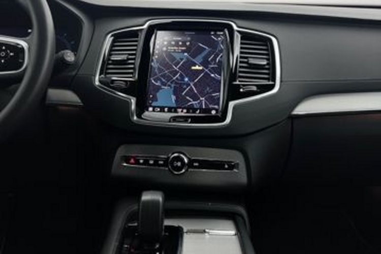 Volvo XC90 XC90 B5 D AWD Plus Bright 7SITZ+PANO+AHK+360+H&amp;K
