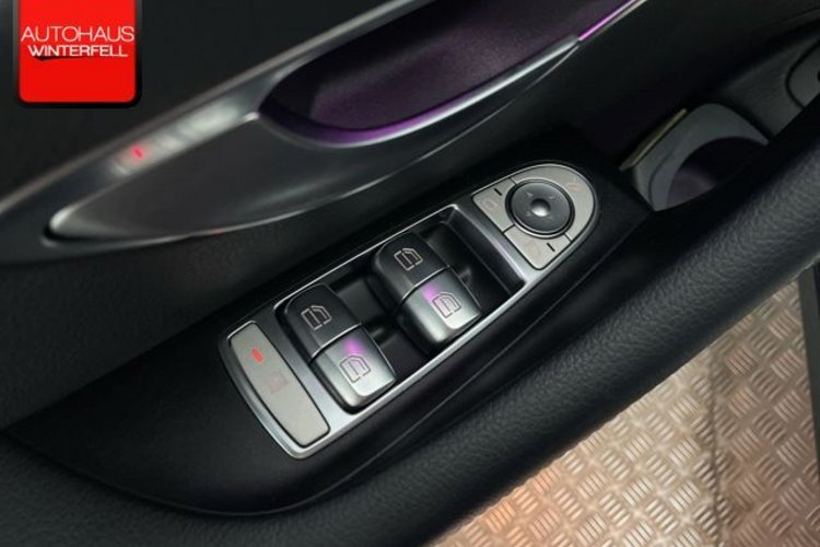 Mercedes-Benz E 300 E 300 e 4M AVANTGARDE LED+MBUX+KAMERA+DISTRONIC+