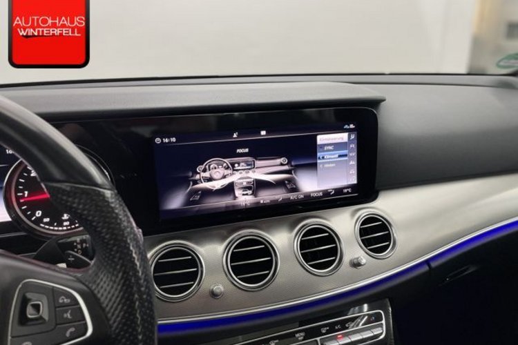 Mercedes-Benz E 220 E 220 d EXCLUSIVE SCHIEBEDACH+360+AHK+LED+3ZONEN