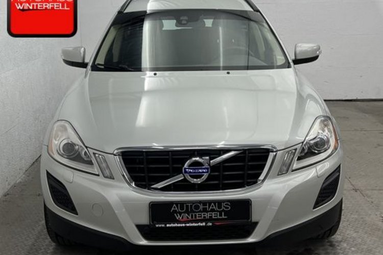Volvo XC60 XC60 D4 AWD BI-XENON+MEMO+RTI-NAVI+TEMPOMAT+