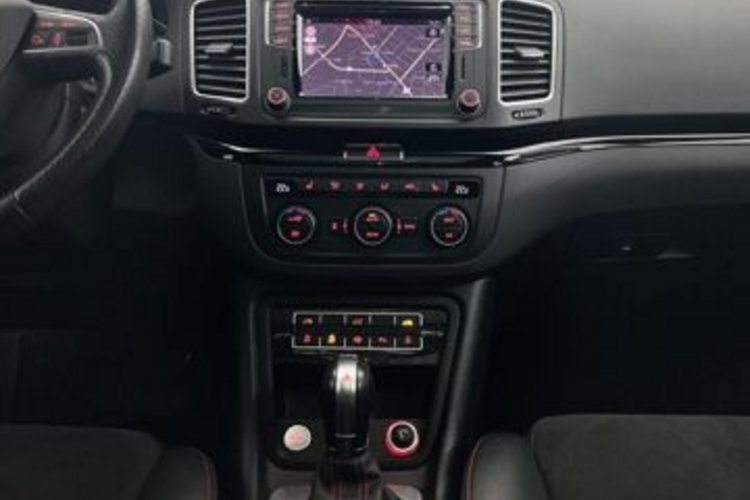 Seat Alhambra Alhambra 2.0 TDI FR-LINE 7SITZ+PANO+AHK+STANDHEI