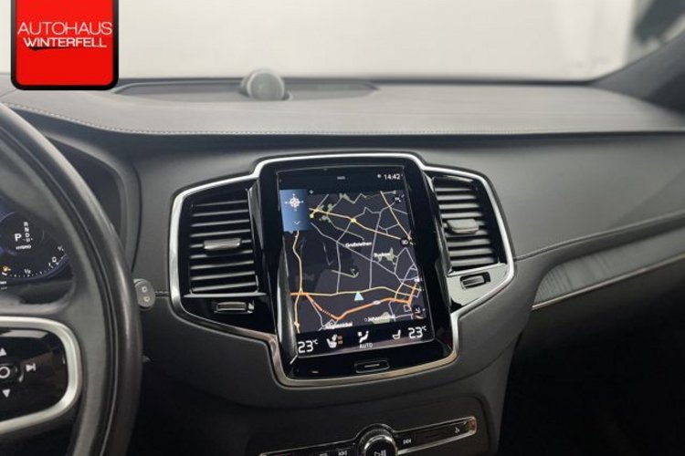 Volvo XC90 XC90 T8 INSCRIPTION RECH AWD 7SITZ+PANO+B&amp;W+AHK+