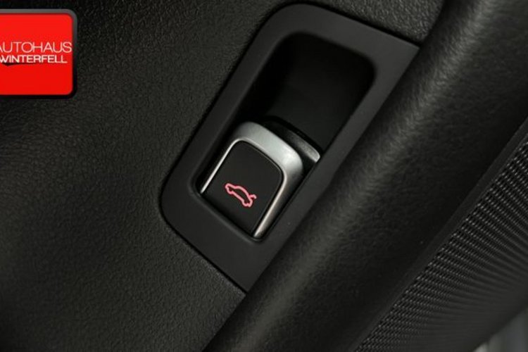 Audi A6 A6 Avant 3.0 TDI Qu 20Z S-LINE PANO+AHK+AIR+LED+