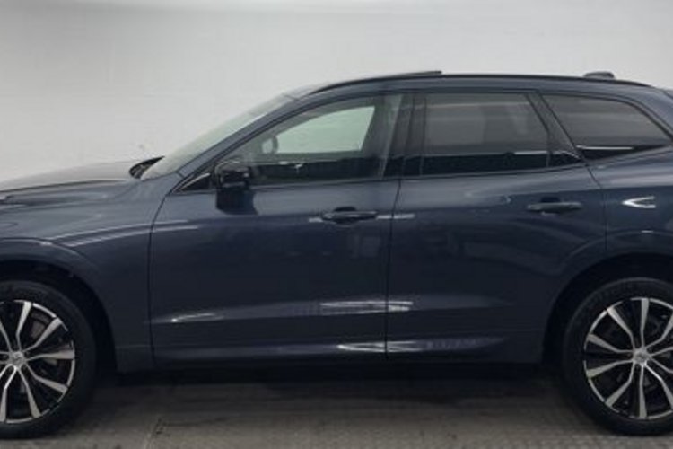 Volvo XC60 XC60 B5 D AWD Ultimate Dark POLESTAR PANO+LUFT+