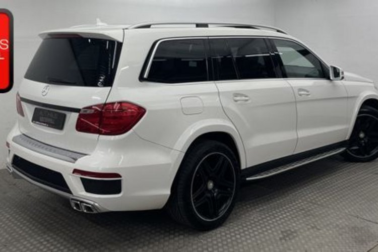 Mercedes-Benz GL 350 GL 350 4M AMG SPORT 7SITZ+GSD+AHK+NACHT+STANDHZG