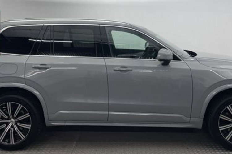 Volvo XC90 XC90 B5 AWD 7SITZ+GOOGLE+KAMERA+KEYLESS+LED+20Z+