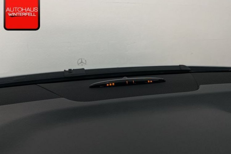 Mercedes-Benz C 200 C 200 T CDI BlueEfficiency NAVI+PDC+TEMPOMAT+