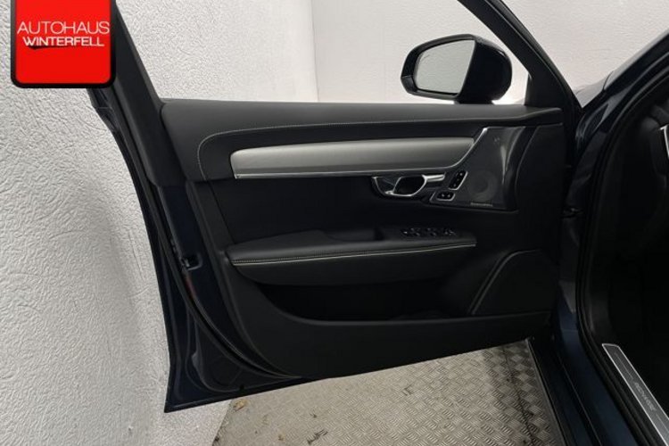 Volvo V90 V90 T8 R-DESIGN RECH AWD PANO+AHK+B&amp;W+STANDHZG+