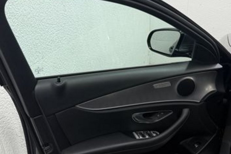 Mercedes-Benz E 350 E 350 e AVANTGARDE MULTIBEAM+COMAND+KAMERA+2ZONE