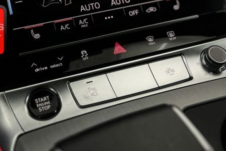 Audi A6 A6 Avant 55 TFSI qu S line PANO+OPTIK+HUD+MEMO+