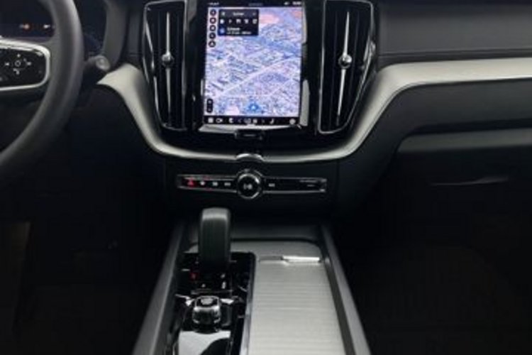 Volvo XC60 XC60 T8 ULTIMATE BRIGHT RECH AWD PANO+AHK+STANDH