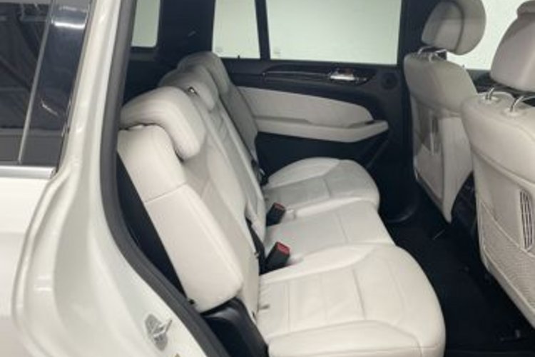 Mercedes-Benz GL 350 GL 350 4M AMG SPORT 7SITZ+GSD+AHK+NACHT+STANDHZG