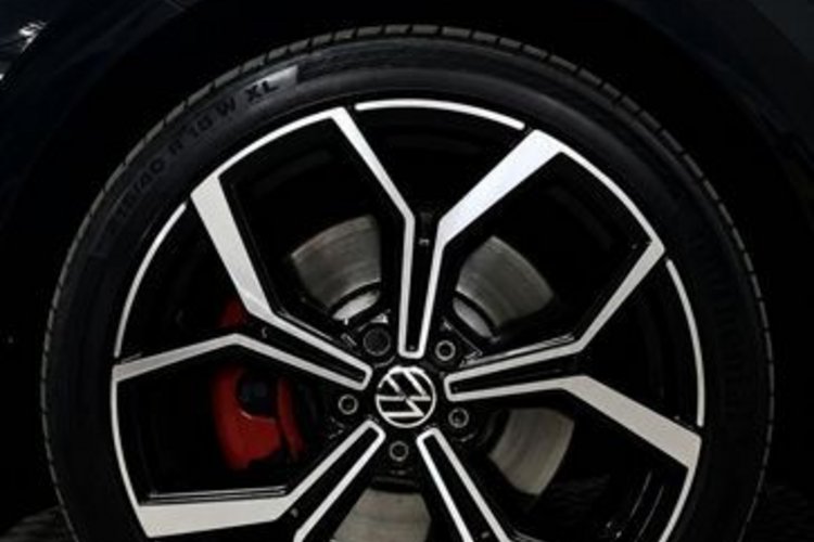 Volkswagen Polo Polo GTI PANO+BEATS+KAMERA+MATRIX+KEYLESS+