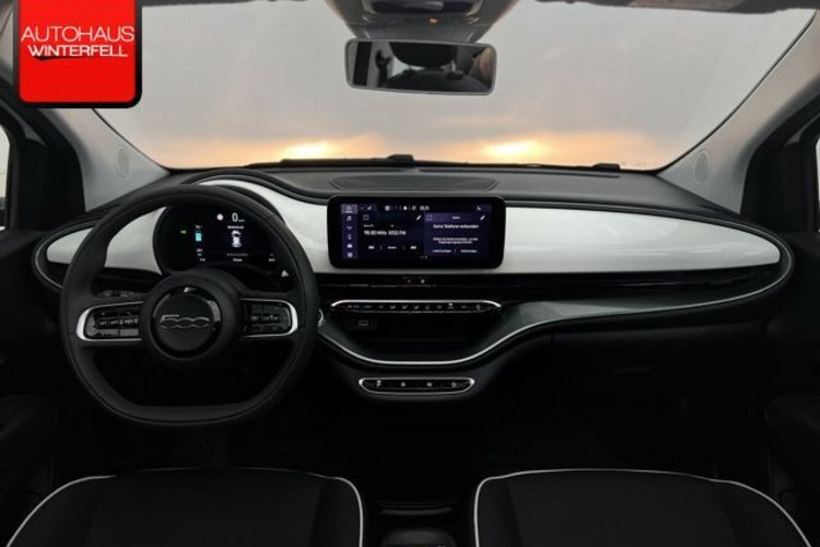 Fiat 500e 500e Cabrio KAMERA+KEYLESS+SITZHEIZUNG+CARPLAY+
