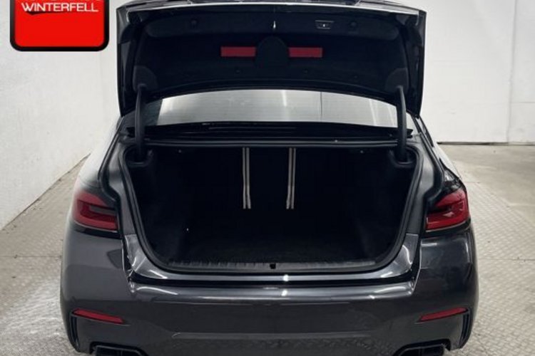 BMW M550 M550 i xDrive LASER+MASSAGE+HUD+H/K+MEMORY+4ZONE