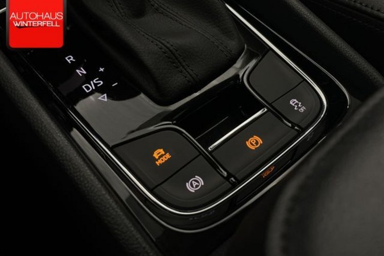 Skoda Kodiaq Kodiaq 2.0 TDI DSG L&amp;K 7SITZ+PANO+AHK+STANDHZG+