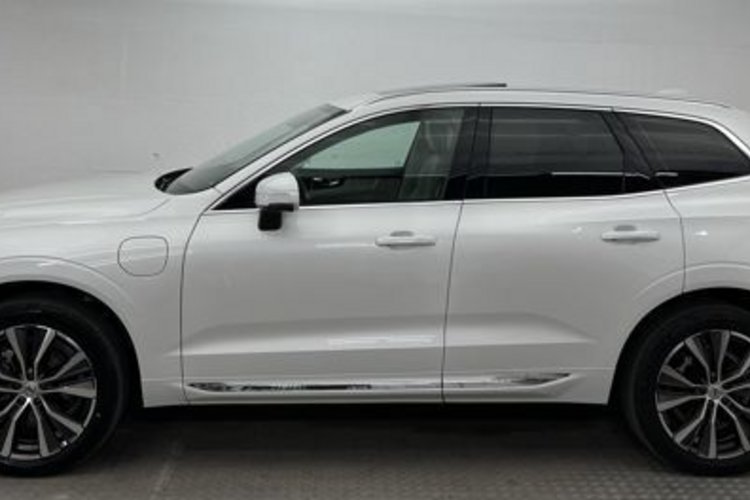 Volvo XC60 XC60 T6 AWD RECH INSCRIPTION PANO+AHK+STANDHZG+