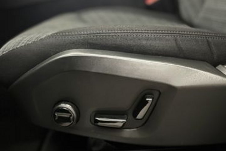 Volvo XC60 XC60 B4 D PANO+MEMORY+H&amp;K+4ZONEN+KAMERA+VOLL-LED