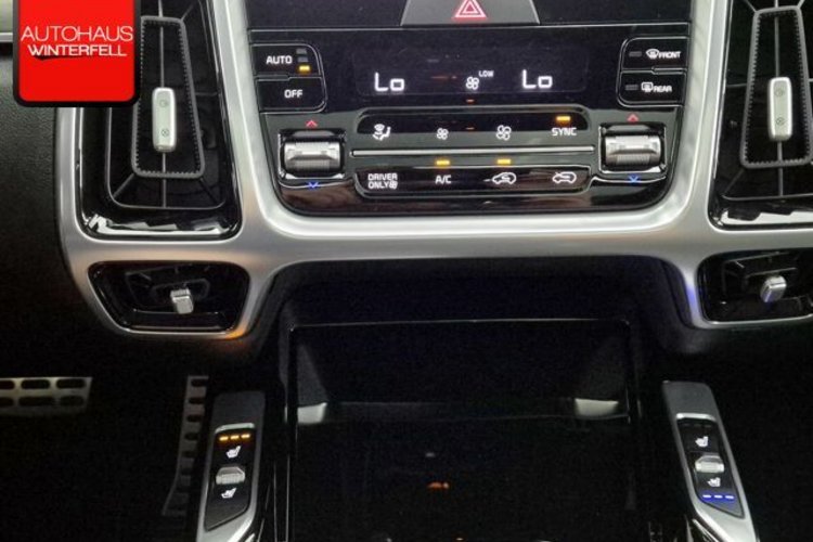 Kia Sorento Sorento Platinum 4WD Plug-In Hybrid PANO+AHK+360