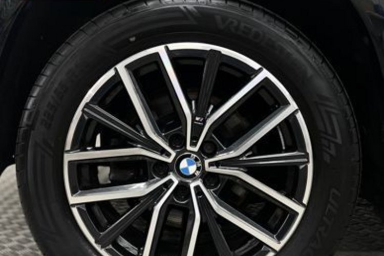 BMW X1 X1 xDrive 23 i M SPORT PANO+H/K+MEMO+MASSAGE+ACC