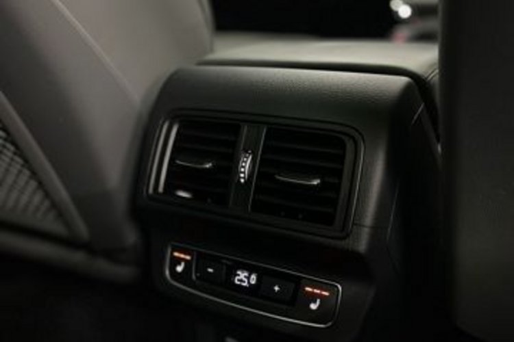 Audi Q5 Q5 55 TFSI e qu S LINE CARBON PANO+LUFT+AHK+360+