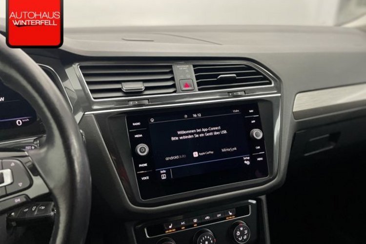 Volkswagen Tiguan Allspace Tiguan Allspace 2.0 TDI R-Line 7SITZ+KAMERA+ACC+