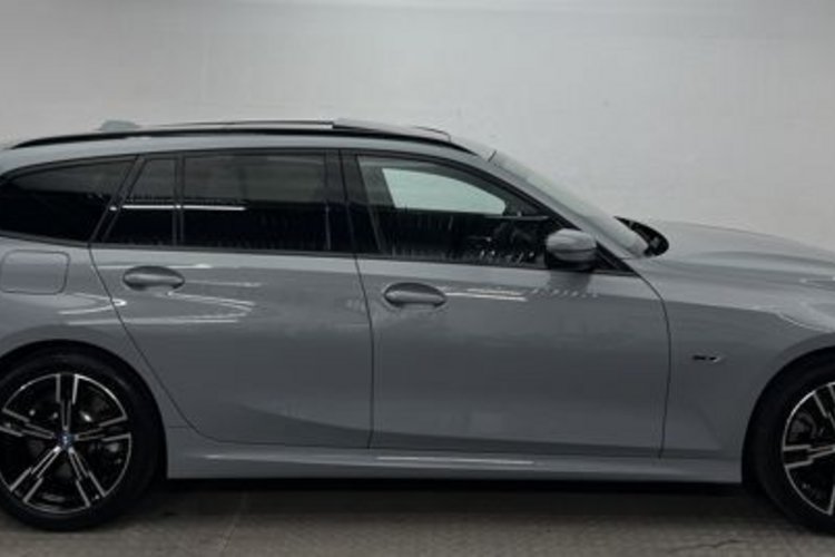 BMW 330 330e Touring xDrive M SPORT PANO+HUD+HIFI+ACC+