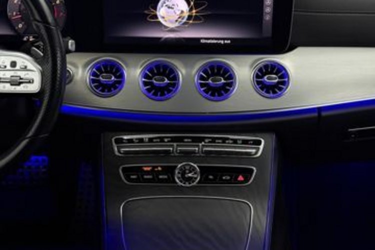 Mercedes-Benz E 200 E 200 Coupe AMG SPORT LED+WIDESCREEN+KAMERA+