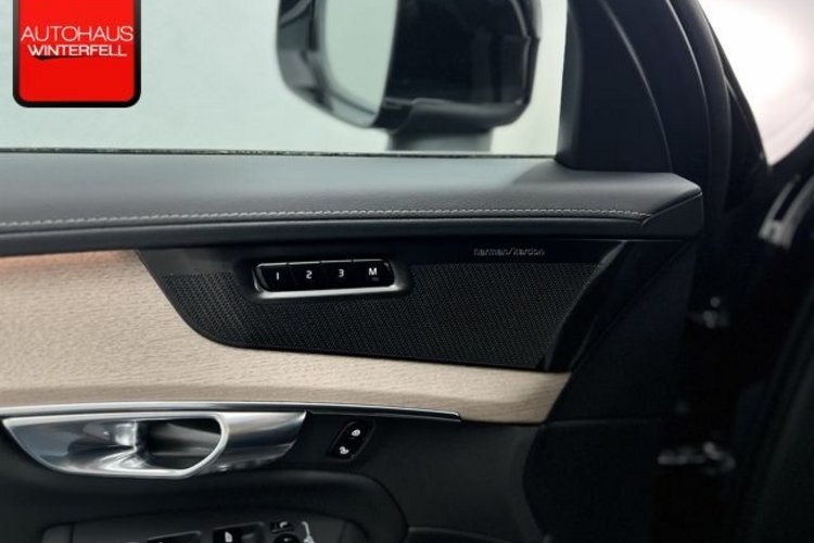 Volvo XC90 XC90 B5 AWD PLUS BRIGHT 7SITZ+AHK+MATRIX+360+HUD
