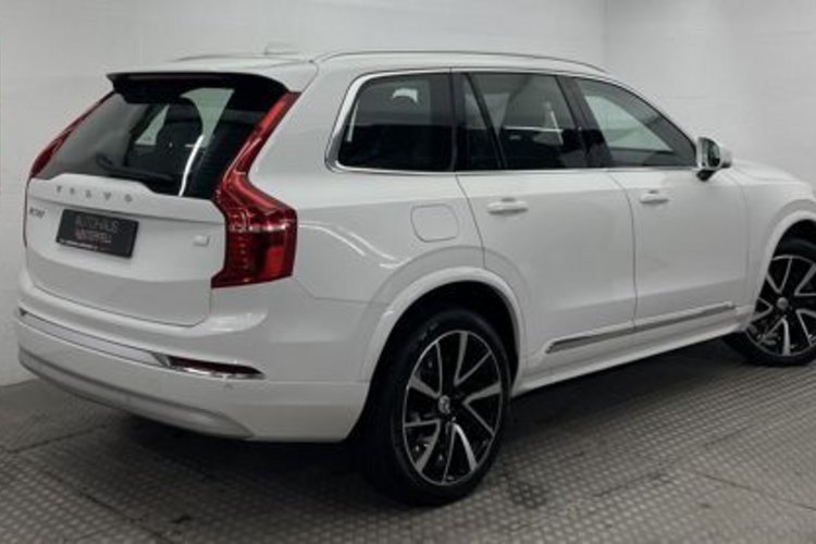 Volvo XC90 XC90 T8 INSCRIPTION RECH AWD 7SITZ+21Z+AHK+ACC+