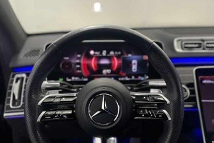 Mercedes-Benz S 400 S 400 d 4M AMG NIGHT PANO+BURMESTER-4D+MASSAGE