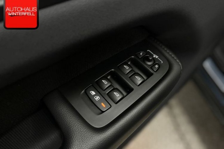 Volvo XC60 XC60 B4 B PRO PANO+AHK+360+MEMO+STANDHEIZUNG+LED