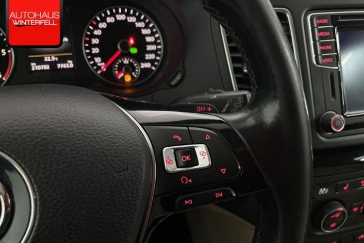 Volkswagen Sharan Sharan 2.0 TDI Highline 7SITZ+ACC+KAMERA+CARPLAY