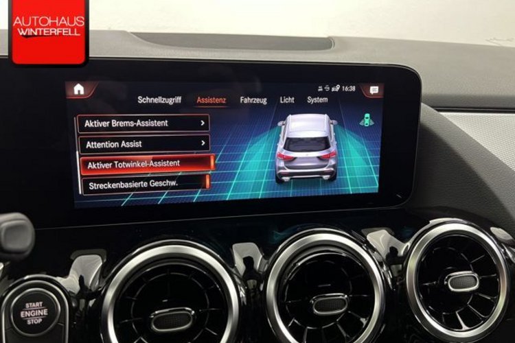 Mercedes-Benz GLA 250 GLA 250 e STYLE PANO+AHK+MULTIBEAM+KAMERA+DISTRO