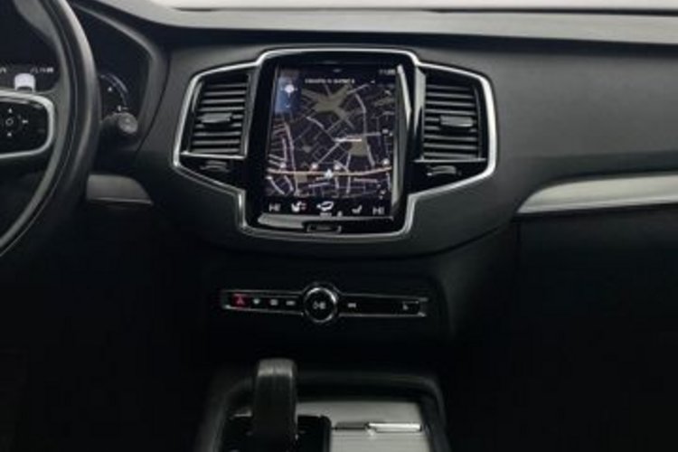 Volvo XC90 XC90 B5 D AWD 7SITZ+PANO+LUFT+360+HUD+H/K+4-ZONE